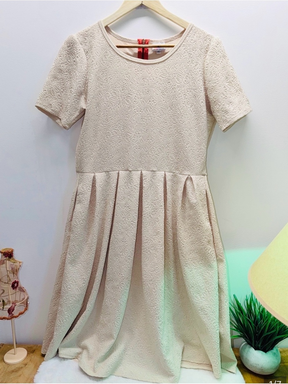 Ladies Cream Textured Floral Patterned Pleated Dress Orange 🍊 Zipper